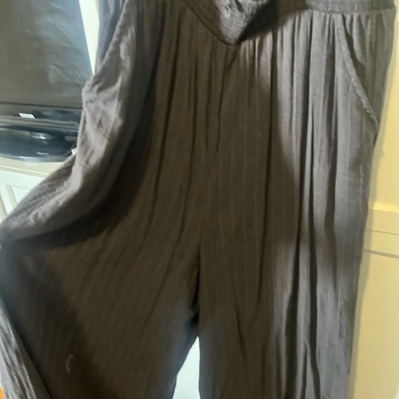 American Eagle Jumpsuit - Picture 2 of 6